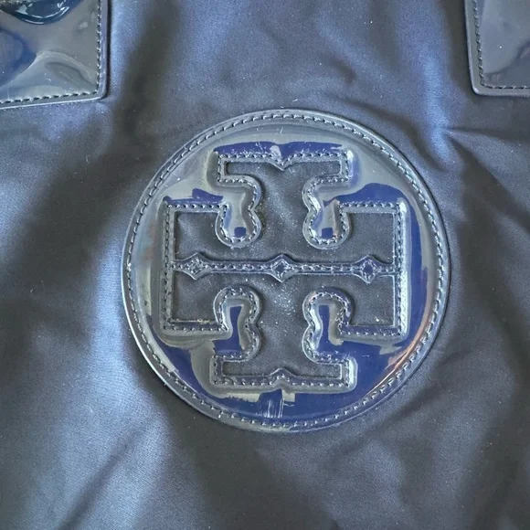 Tory Ella Tote - Picture 7 of 7